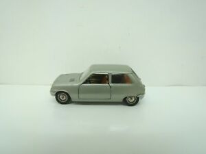 【送料無料】模型車 モデルカー ソリドルノーsolidorenault 5 tl 10 of 061972 143 old