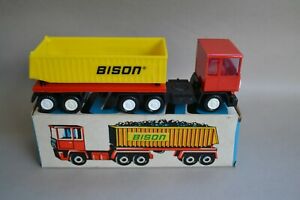 【送料無料】模型車 モデルカー バイソンメイドメイドbison made in gdr toy ovp