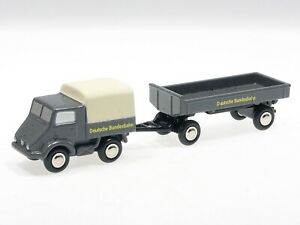 【送料無料】模型車 モデルカー schuco piccolo unimog 401 with trailer idea game 2002 50527300 13,567円