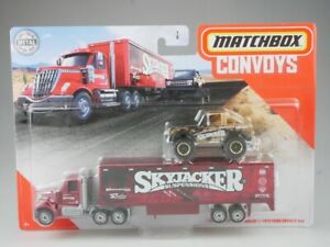 【送料無料】模型車 モデルカー ローンスターキャブボックストレーラーフォードブロンコマッチボックスlonestar cab amp; box trailer 1972 ford bronco 4x4 convoys 27401 matchbox con