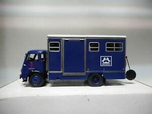 【送料無料】模型車 モデルカー ベリエットキャミオントラックコレクションアルタヤ