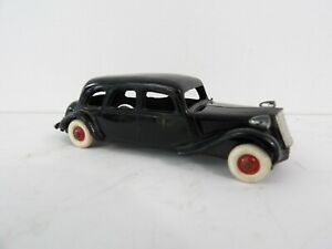 【送料無料】模型車 モデルカー ノレフシトロエンシャーシプレートnorev 143 citroen traction former family 15six chassis plate