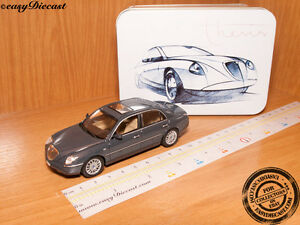 【送料無料】模型車 モデルカー ランシアテシスノレフミントlancia thesis 143 norev mint with metal box
