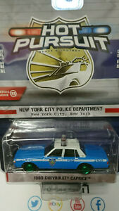 【送料無料】模型車 モデルカー グリーンライトホットシボレーカプリスグリーンホイールチェイスgreenlight hot pursuit 1990 chevrolet ca green wheels chase ng109
