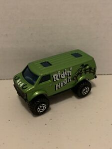 【送料無料】模型車 モデルカー ヴィンテージマッチボックスシェビーヴァンミントカーレスニーイングランド1981 vintage matchbox 44 4x4 chevy van mint car lesney made in england rare｜hokushin