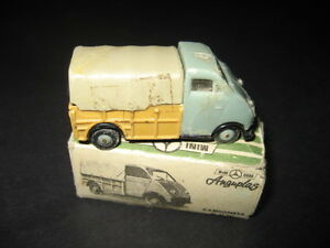 【送料無料】模型車 モデルカー ヴァンミニカードアングプラススケールvan d k w mini cardsanguplas 186 scale