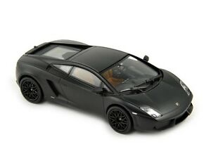 【送料無料】模型車 モデルカー ランボルギーニガヤルドマットブラックノレフ
