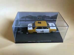 【送料無料】模型車 モデルカー fabri james bond lada 1500 the living daylights die cast model 143 nib
