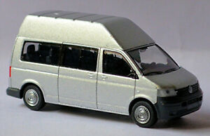 【送料無料】模型車 モデルカー フォルクスワーゲンバスアージェントメタリックリーツェvw volkswagen t5 bus hd lr 200309 argent metallique 187 rietze 21512