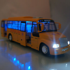 【送料無料】模型車 モデルカー スクールバスモデルライトschool bus models toy cars alloy light and sound