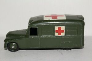 【送料無料】模型車 モデルカー ディンキーダイムラーオリジナル1950s dinky 624 daimler military ambulance, original