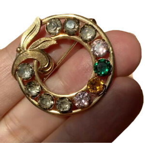 【送料無料】模型車 モデルカー ヴァンデルゴールドラインストーンヴィンテージサークルリースブローチvan dell gold filled curved leaf rhinestone 3d vintage circle wreath brooch