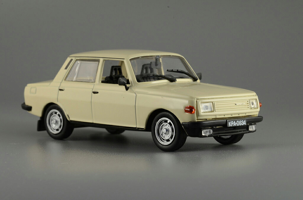 【送料無料】模型車 モデルカー デアゴスティーニリムジンクルトウェオータdeagostini kul027 143 wartburg 353 limousine, kultowe auta 27|hokushin