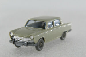 【送料無料】模型車 モデルカー ワイキングオールドカーフィアットイエローグレーass wiking old cars fiat 1800 yellow grey 1962 gk 903e cs 4601f fds