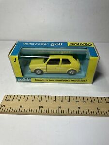 【送料無料】模型車 モデルカー ヴィンテージボックスソリッドフォルクスワーゲンゴルフイエローvintage boxed solido volkswagen golf yellow