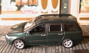 【送料無料】模型車 モデルカー フィアットステーションワゴンメタリックグランノレフプラスチックブリスターfiat stilo sw station wagon metallic grun norev 143 in plastic blister 13,275円