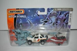 【送料無料】模型車 モデルカー マッチボックスヒッチホールワイルドウォーターランドローバーmatchbox hitch n haul wild water land rover moc