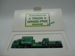 【送料無料】模型車 モデルカー ワイキングヘルパアダックトラックグランプリアトキンス