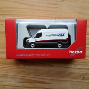 【送料無料】模型車 モデルカー ヘルパメルセデスベンツスプリンターボックスherpa 095105187 mercedesbenz sprinter box ten expedition 13,368円