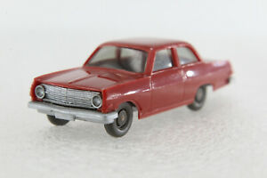 【送料無料】模型車 モデルカー ワイキングオールドカーオペルレコルドライトブラウンラップass wiking old car opel rekord a 63 light brown 1967 gk 882b cs 3452a lap
