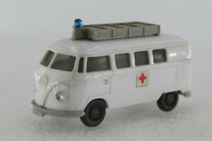 【送料無料】模型車 モデルカー ワイキングオールドカーズバスホワイトプリントass wiking old cars vw t1 bus red cross white print 1968 gk 32014 cs 10362d hbl｜hokushin