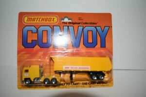 【送料無料】模型車 モデルカー マッチボックスコンボイケンワースティッパーmatchbox convoy cy20 kenworth coe tipper moc|hokushin