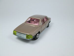 【送料無料】模型車 モデルカー ヴィンテージモデルギリシャopel senator a vintage model toy car greek from 80s