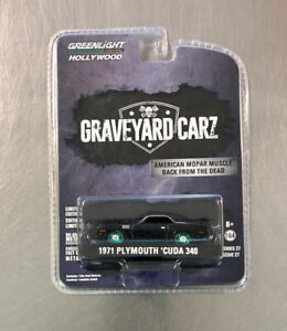 【送料無料】模型車 モデルカー グリーンライトチェイスグリーンマシンプリマスフリーシップgreenlight chase green machine graveyard carz 1970 plymouth ‘cuda 340 free ship