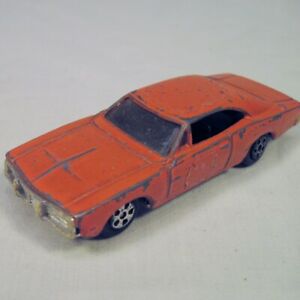 【送料無料】模型車 モデルカー ジェネラルリーカーデュークスオブハザードvtg ertl 1981 general lee car dukes of hazzard 1969 charger distressed barn find