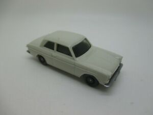 【送料無料】模型車 モデルカー ワイキングフォードパールホワイトブーストwiking ford 12 m, pearl white acidic hb no 4321c boost 128|hokushin