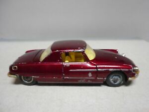 【送料無料】模型車 モデルカー シトロエンルダンディクーペコーギーボックスcitroen ds le dandy coupe corgi usedno boxsee photos