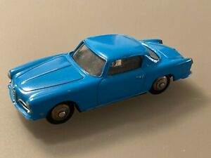 【送料無料】模型車 モデルカー ディンキークーペアルファロメオdinky toys coupe alfa romeo 24j restored