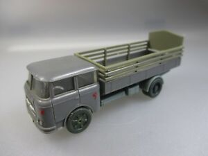 【送料無料】模型車 モデルカー パーモットモデルシュコダマウントプラットフォームpermotespewe, gdr model skoda fully platforms with mount schub 48