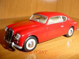 【送料無料】模型車 モデルカー ランチアアウレリアブラウンミントlancia aurelia b20 b20 gt 1951 brown 143 mint｜hokushin