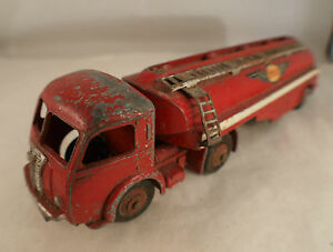 【送料無料】模型車 モデルカー ディンキーoパンハルトエッソタンカーdinky toys f no 32c panhard esso tanker|hokushin
