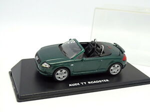【送料無料】模型車 モデルカー ウェリーアウディロードスターヴェルデwelly 143 audi tt roadster verde|hokushin