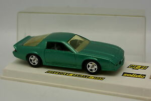 【送料無料】模型車 モデルカー シボレーカマログリュンsolido 143 chevrolet camaro grun|hokushin