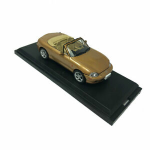 【送料無料】模型車 モデルカー マツダロードスターカブリオメタロモデルラウトオートサムルンゲシェンク143 2001 mazda roadster cabrio metall modellauto auto sammlung geschenk|hokushin