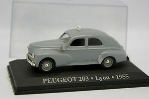 【送料無料】模型車 モデルカー プレンサプジョータクシーリヨンixo prensa 143 peugeot 203 taxi lyon 1955|hokushin