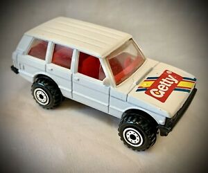 【送料無料】模型車 モデルカー ヴィンテージホットホイールゲッティランドローバーホワイトvintage 1989 hot wheels getty land rover white