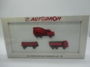 【送料無料】模型車 モデルカー ワイキングレーシングクラシックヘンシェルwiking racing classic construction vehicles iii with man, henschel ssk80 *