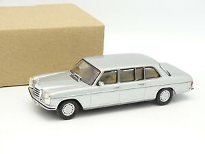 【送料無料】模型車 モデルカー イソスブメルセデスリムジンラングシルバーixo sb 143 mercedes 240 d w115 limousine lang silver 1974