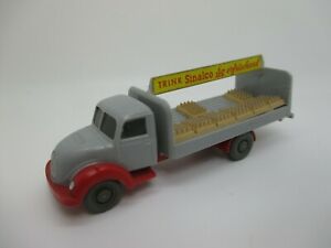 【送料無料】模型車 モデルカー ワイキングマギラスドリンクマギラスwiking magirus courage drink magirus schub 32