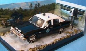 【送料無料】模型車 モデルカー シボレーノヴァライブジェームズボンドchevrolet nova live and let die james bond 007 143 universal hobbies