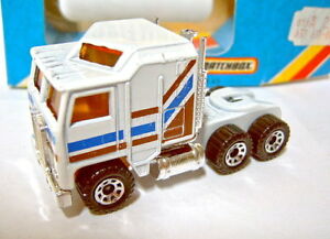 【送料無料】模型車 モデルカー ボックスエンジントラックマッチボックスケンワースキャブ