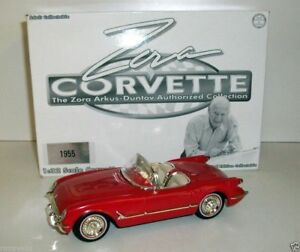 【送料無料】模型車 モデルカー アクションゾラゾラアルクスダントフシボレーコルベットレッドaction 132 zora zora arkusduntov chevrolet corvettered