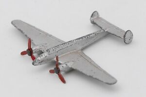 【送料無料】模型車 モデルカー ディンキートイズアビオンツインエンジンファイターdinky toys avion twin engined fighter