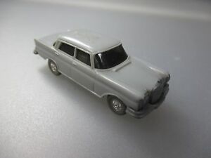 【送料無料】模型車 モデルカー ワイキングメルセデスベンツテールフィンシルバーグレーアシッドwiking mercedes benz 220 tail fin, silver grey, acid hb nr3781d