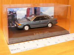 【送料無料】模型車 モデルカー フォードギアford ghia 143 1993