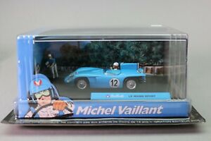【送料無料】模型車 モデルカー ヴォワトゥールミシェルヴァイラントヴァイランテルマンスポーツzt246 voiture michel vaillant 21 143 vaillante le mans sport n 12